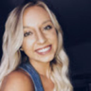 Meet your Posher, Leah